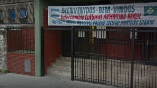 Pánico en un colegio de La Tablada: un alumno se grabó disparando al cielo y amenazó a sus compañeros