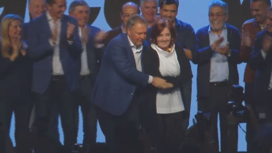 Baile de Schiaretti en las elecciones