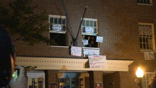 Tensión en la embajada de Venezuela en EEUU