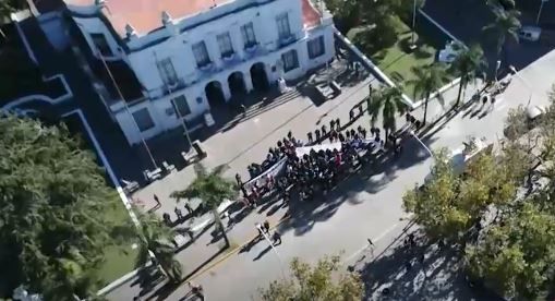 Marchan los compañeros de los chicos muertos en San Miguel del Monte