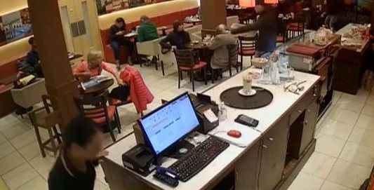 Robo relámpago en un bar de Caballito: asalto en apenas 33 segundos