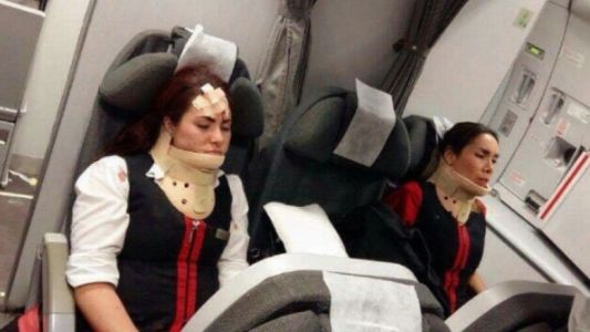 Al menos 15 heridos por una fuerte turbulencia en un vuelo que iba de Lima a Buenos Aires