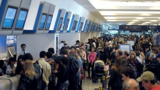 Medida de fuerza gremial demoró al menos 22 vuelos en Aeroparque