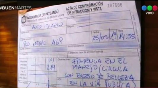Sumariaron a un inspector que multó a una mujer por "circular con exceso de belleza"