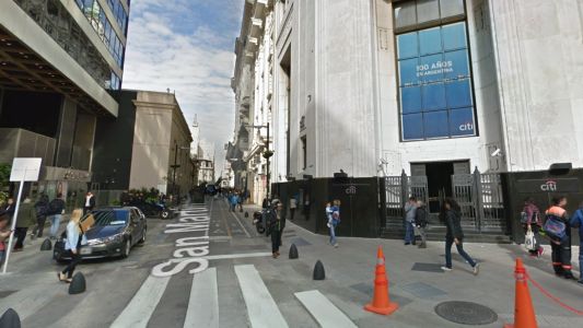 Un grupo de ladrones robó 20 mil dólares en una empresa del microcentro