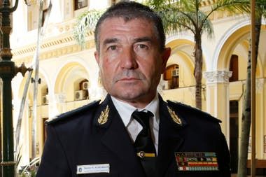Echaron a 14 policías por doping positivo