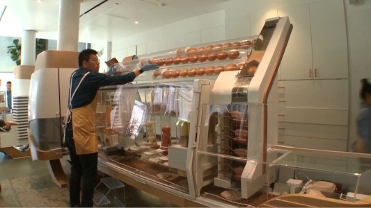 "Creator", la primera hamburguesería robótica