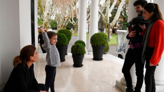 La sorpresa de Mauricio Macri a su hija Antonia con la visita de Tini Stoessel y Sebastián Yatra