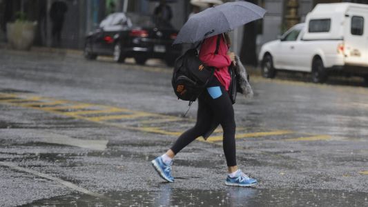 Lunes feriado con tormentas intensas: el mal tiempo seguiría el martes