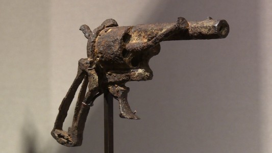 Subastan la pistola con la que se quitó la vida Van Gogh