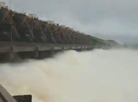 Es falso que Yacyretá se esté por romper