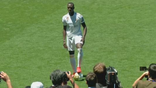 Un defensor estelar para el nuevo Real Madrid galáctico