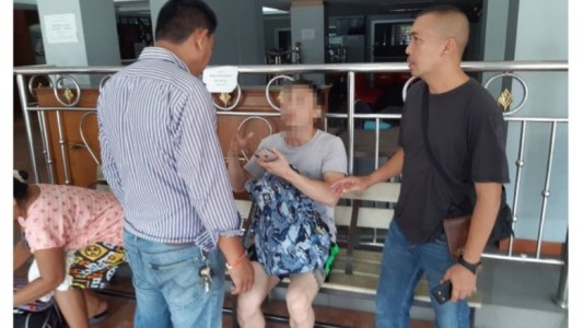 Empujó a su esposa embarazada desde un acantilado para quedarse con su fortuna