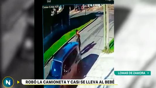 Terror en Lomas de Zamora: les apuntó para robarles el auto y casi se lleva al bebé