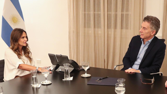 Amalia Granata reveló detalles de su reunión con Macri: "Me dijo que era pañuelo celeste"