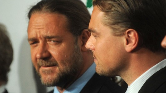 Rossell Crowe se emborrachó y le compró una cabeza de dinosaurio a Leonardo DiCaprio