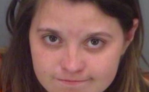 Se vengó de su novio usando su tarjeta de crédito para dejar 5.000 dólares de propina