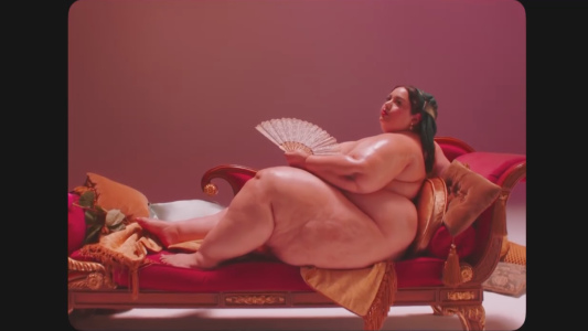 El himno feminista de Miley Cyrus estrenó video oficial