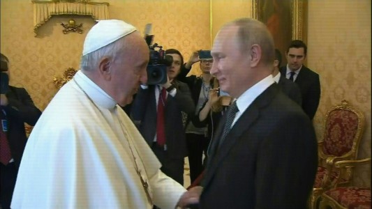 El papa Francisco recibió a Putin en el Vaticano