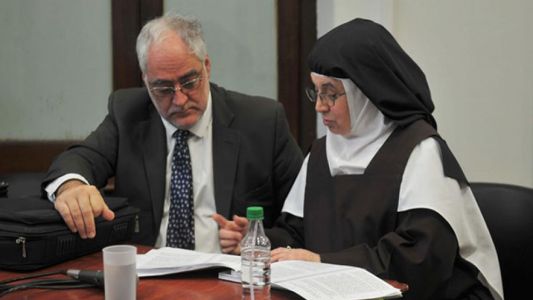 Juicio por torturas en un convento: condenaron a prisión a la madre superiora