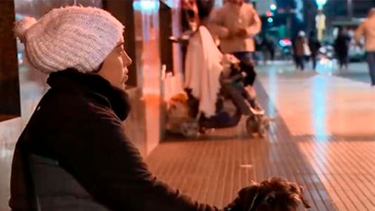 Ola polar: más instituciones abren sus puertas para ayudar a personas que viven en la calle