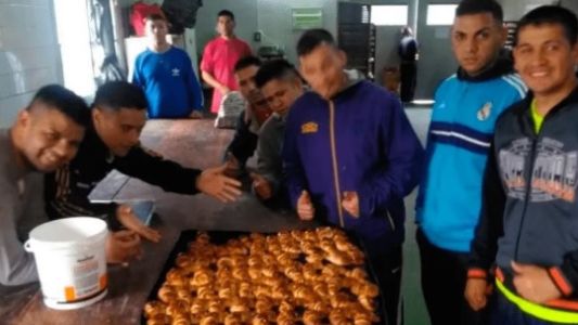 Presos de La Plata hicieron facturas y abrigo para personas en situación de calle