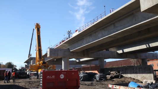 Inauguran viaducto del Tren San Martín