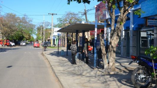 Hay paro de colectivos en el interior del país