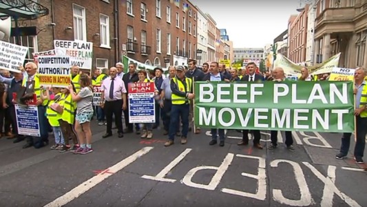 Ganaderos irlandeses marcharon contra el acuerdo entre Unión Europea y Mercosur