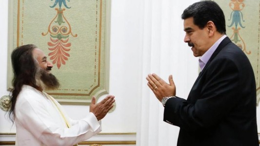 Maduro convocó a Ravi Shankar para dialogar con la oposición