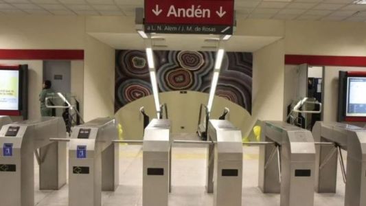 Molinetes liberados en la estación Rosas de la línea B desde las 8:00