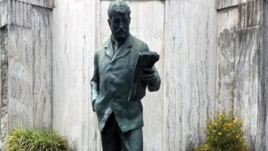 Robaron una estatua de 450 kilos del Cementerio de Chacarita