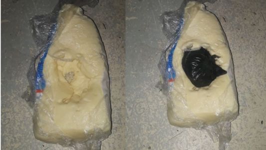 Quedó demorada porque le encontraron marihuana oculta en un queso mantecoso para su hija detenida
