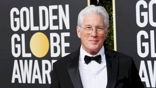 Locura en las redes sociales por el perro que se parece a Richard Gere