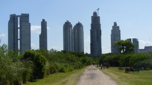 Intensa búsqueda de un joven que se perdió en la Reserva Ecológica