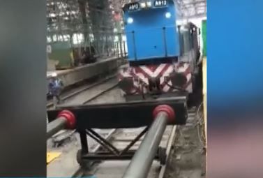 Video: así funciona el parachoques hidráulico de la estación Constitución