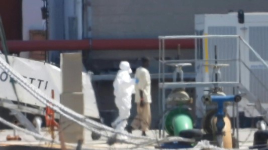 Migrantes socorridos podrán desembarcar en Italia tras un acuerdo europeo