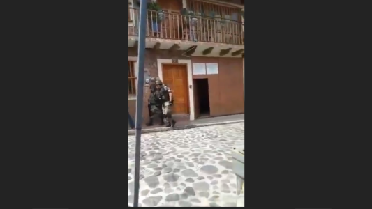 Escándalo por dos policías ebrios durante un festejo vecinal