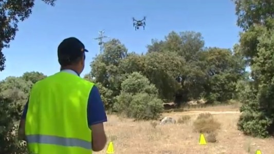 España se equipa de drones para multar a los conductores imprudentes