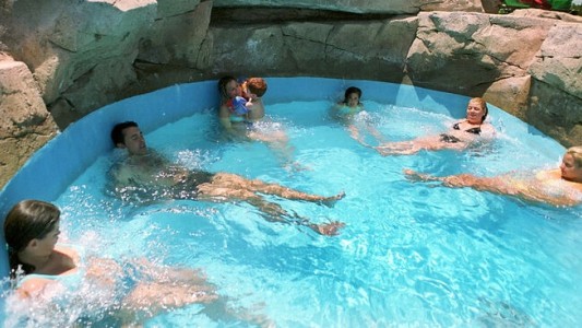 Furor en Europa por Swimmy, el "Airbnb de las piscinas"