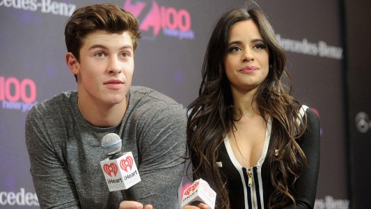 Video in fraganti: el apasionado beso de Camila Cabello y Shawn Mendes