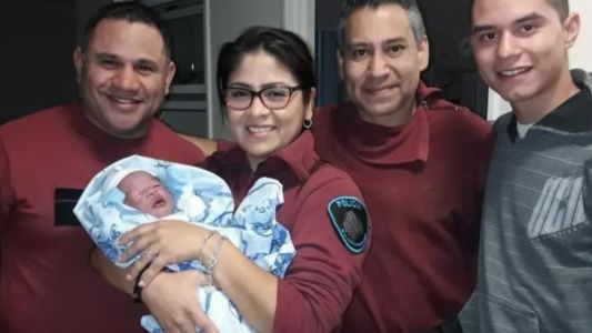 Mujer dio a luz en un patrullero cuando la llevaban al hospital