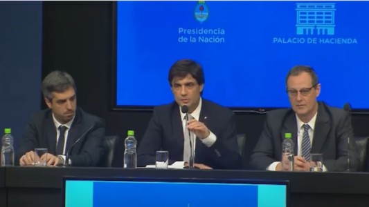 "No hace falta un tipo de cambio más alto": Lacunza explicó el principal objetivo de su gestión