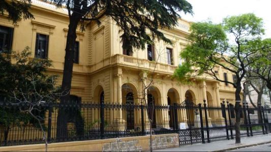 El Mariano Acosta aprobó el uso del lenguaje inclusivo en sus tres niveles