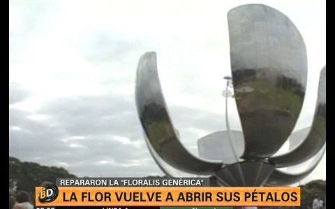 La Floralis Genérica vuelve a abrir y cerrar sus pétalos