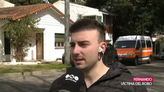Joven busca a las viudas negras que lo desvalijaron y hasta le robaron el auto