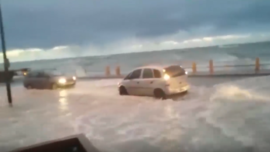 Fuerte marejada en Comodoro Rivadavia