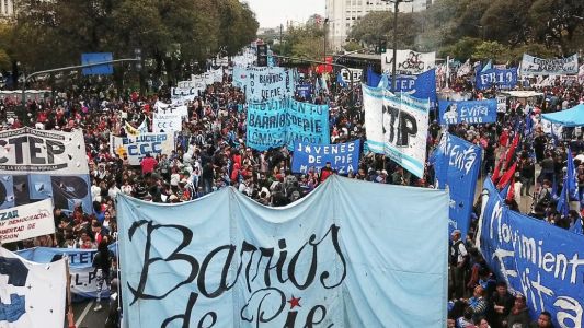 Se desarrolla una “Jornada Nacional de Acampes" en el centro porteño