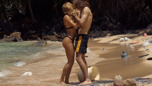 Pornhub publicó el video porno "más sucio de la historia": piden por la conservación de las playas y mares