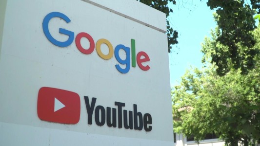 Multan con 170 millones de dólares a Google por recolectar datos de niños